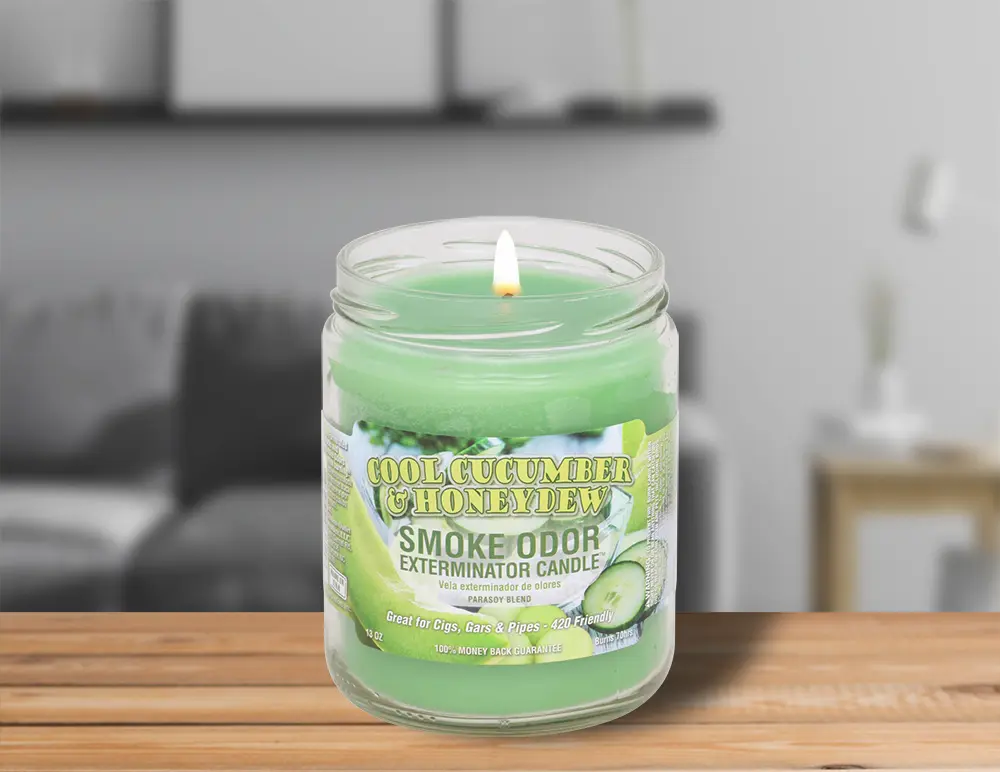 product-page-cool-cucumber-and-honeydew-candle-alt.webp